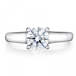 Solitaire Ring Front