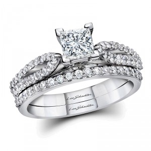 Split shank ring Set - Standing